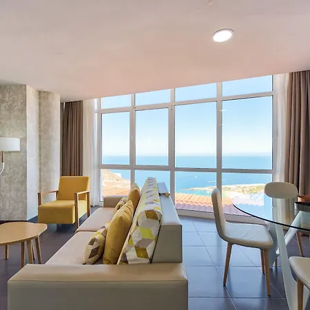 Club Vista 4*