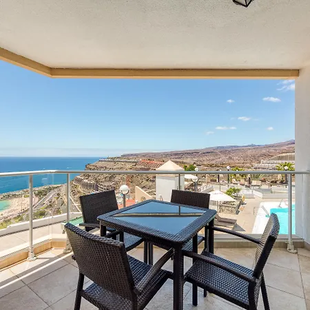 Club Vista 4*