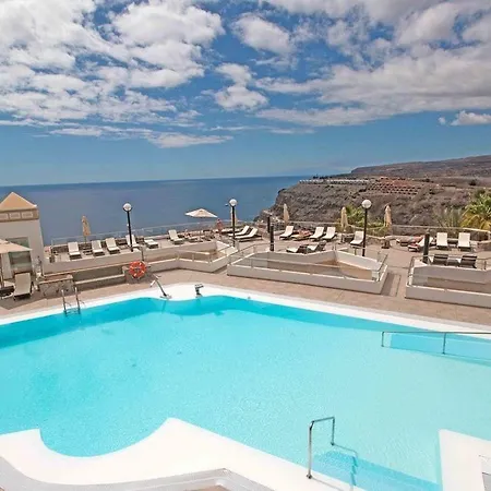 Holiday Club Vista Amadores 4* Amadores