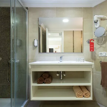 Holiday Club Vista Amadores 4* Amadores
