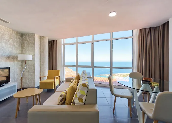Club Vista 4*