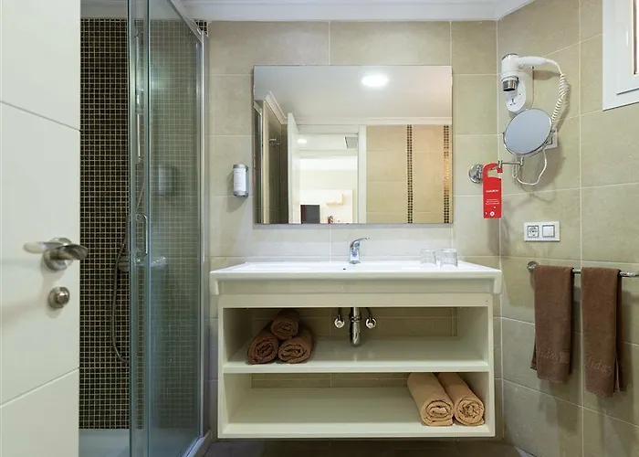 Club Vista 4* Amadores